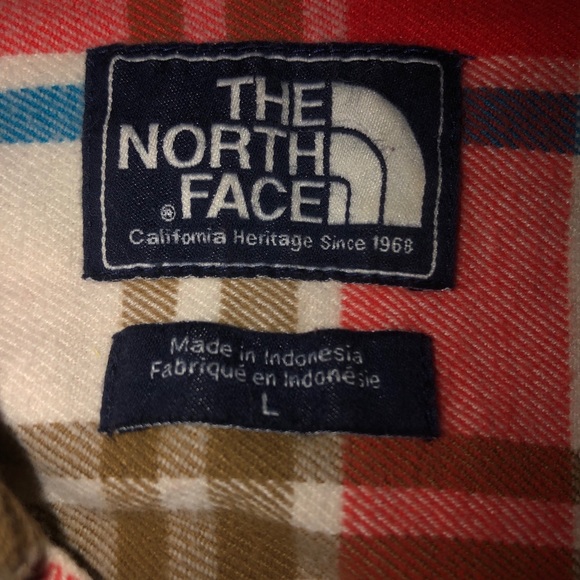 The North Face Button-down Flannel Shirt - Picture 3 of 3